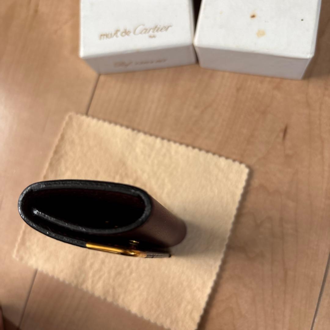 Cartier mut de Cartier ボルドーキーケース