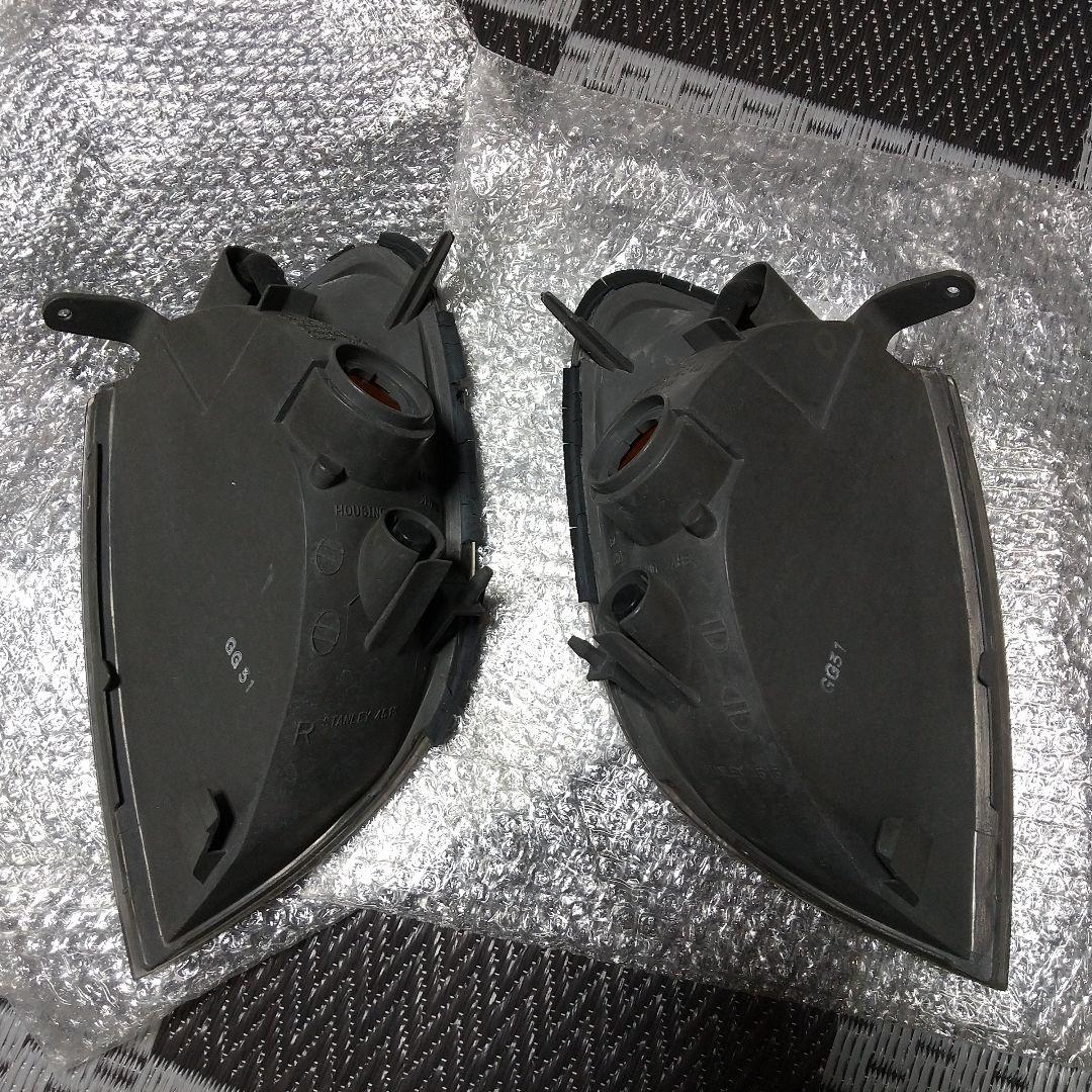 そ*様 セルシオ 20 後期 純正 コーナーレンズ 【ジャンク品】