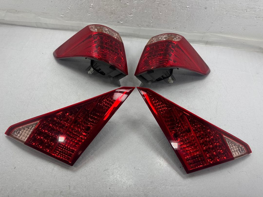 トヨタ 純正 アルファード 20系 GGH20W 前期 テールランプ 左右セット