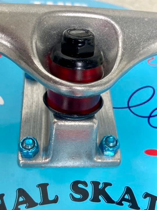 THANK YOU SKATEBOARDS（サンキュー スケートボード）