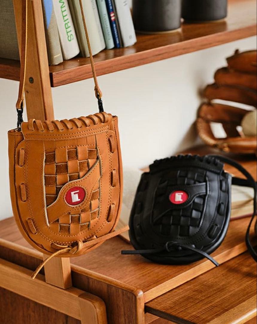 TRION レザーグローブ ショルダーバッグ