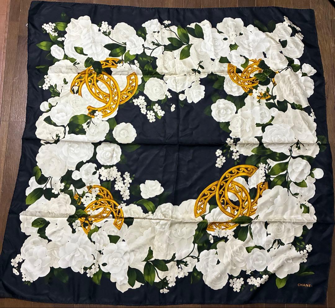 CHANEL シルクスカーフ ネイビー