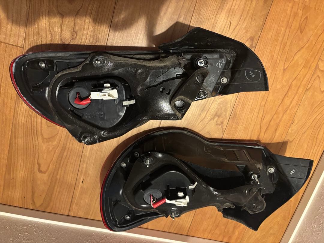 北米トヨタ純正　86 usテールランプ