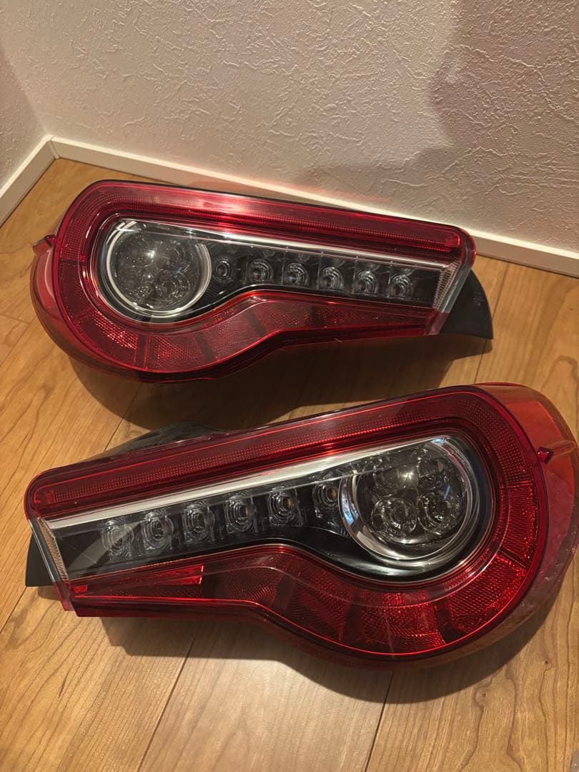 北米トヨタ純正　86 usテールランプ