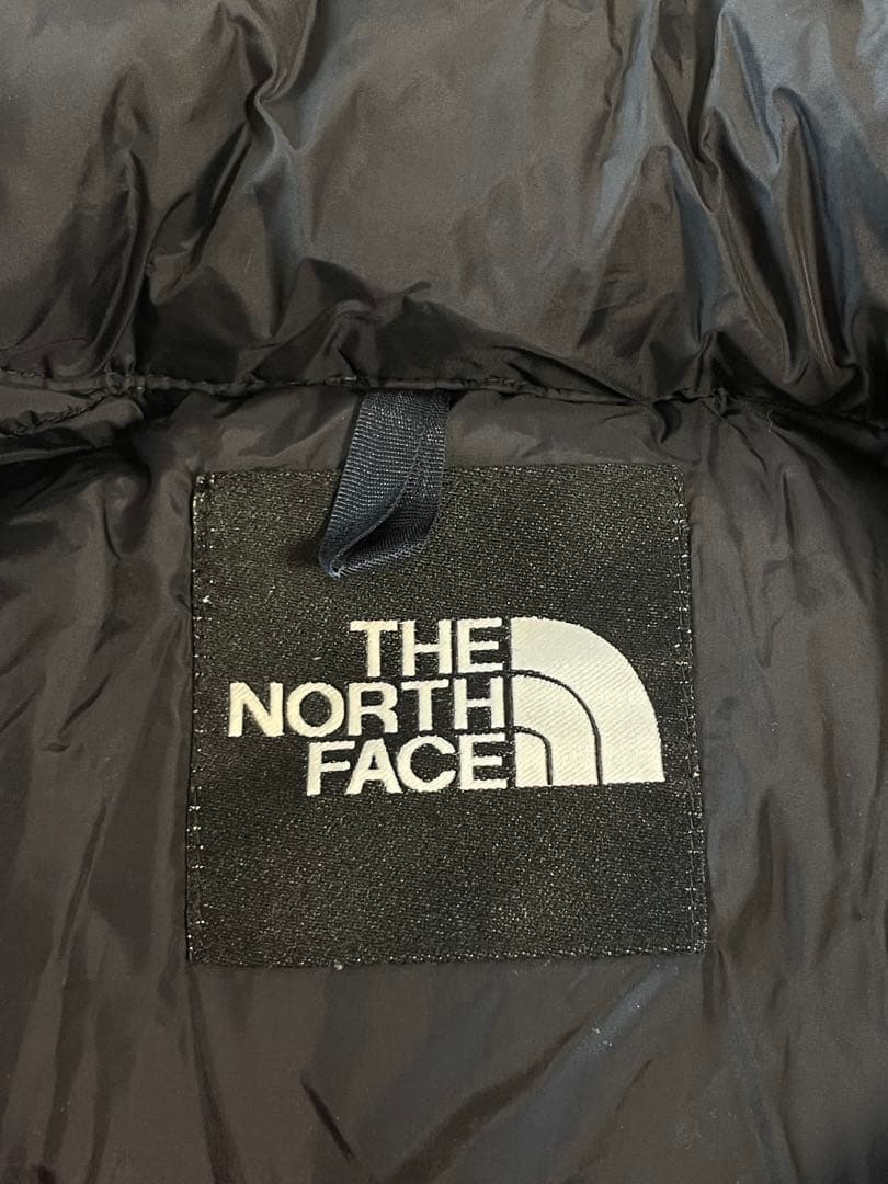 THE NORTH FACE ダウンベスト レッド/ブラック値下げ中❗️