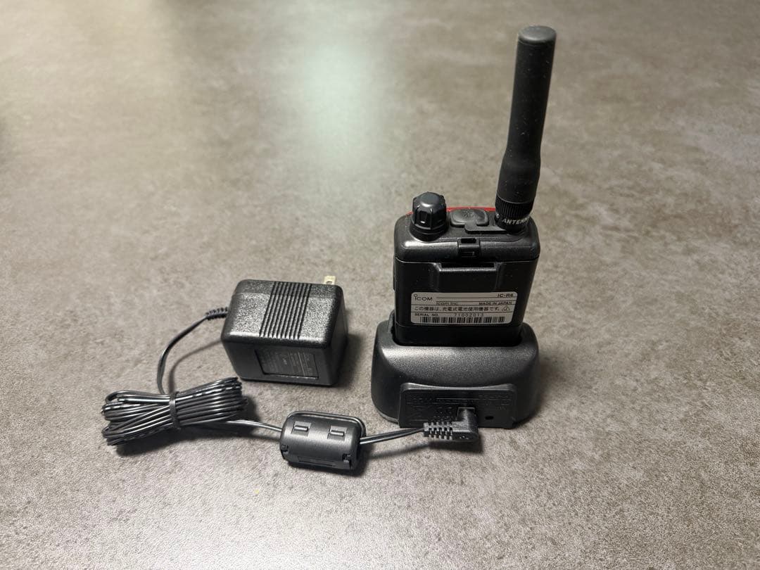アイコム ICOM 赤 広帯域ハンディレシーバー IC-R6 訳あり レッドカラ