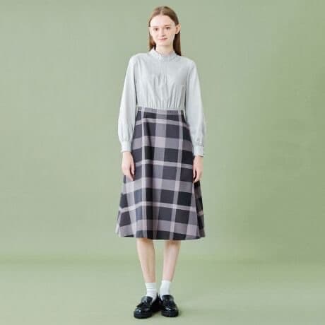 新品 ブルーレーベルクレストブリッジ シャツワンピース風ドレス 38Mチェック黒