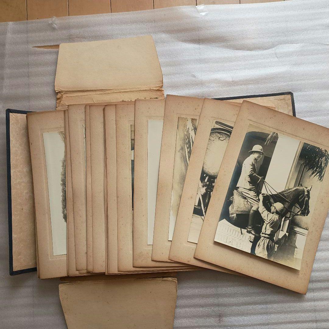 大東亜戦争報道写真録　読売新聞社（昭和１７年１２月発行）