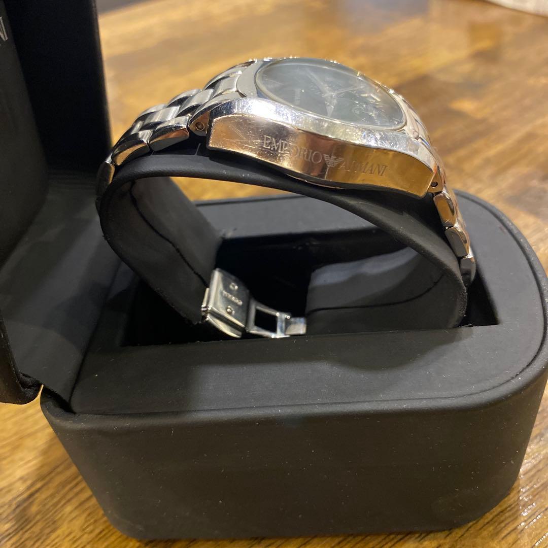 Armani 金属ベルト 時計