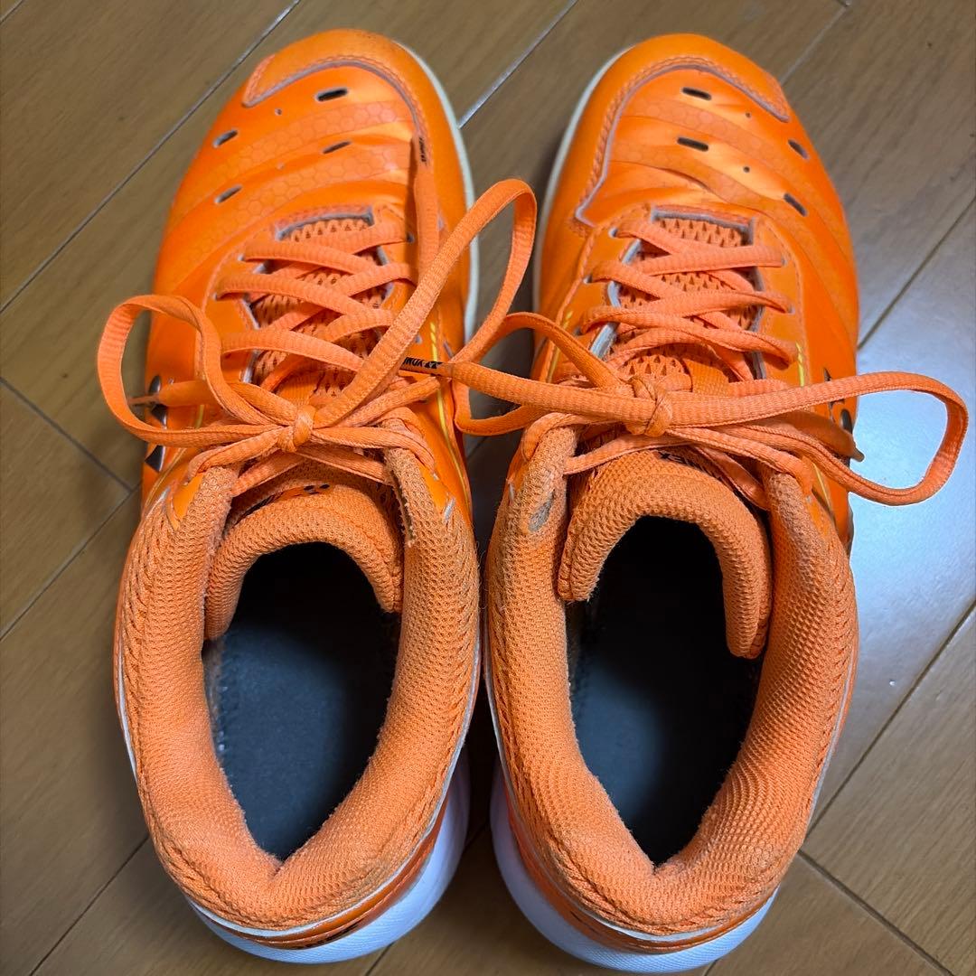 YONEX バドミントンシューズ 桃田賢斗モデルSHB65Z サイズ24.5