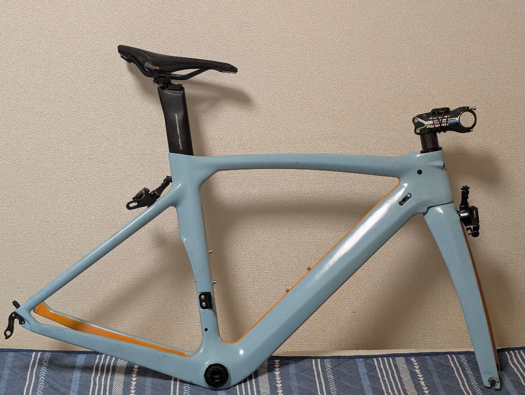 値下げ中！カーボン ロードバイクフレーム