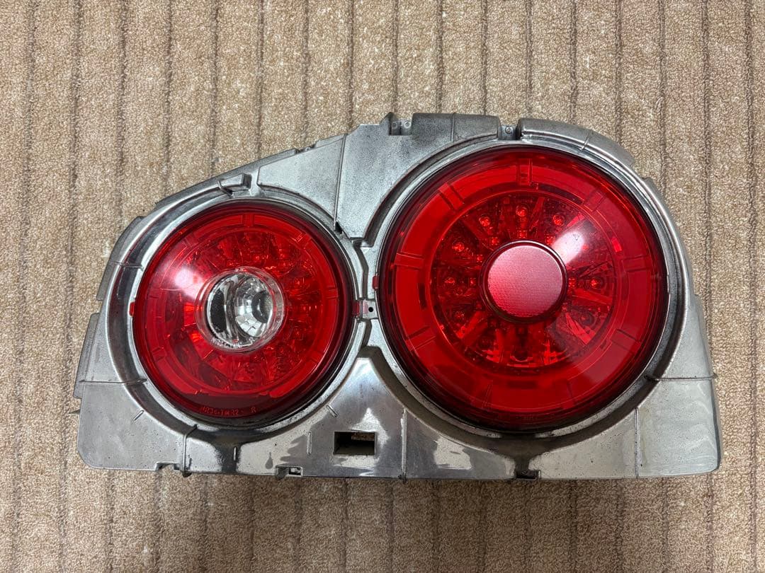 R34 スカイライン LEDテール左右 訳あり