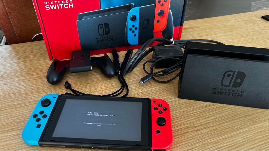 スマブラソフト付き！Nintendo Switch 青/赤 本体