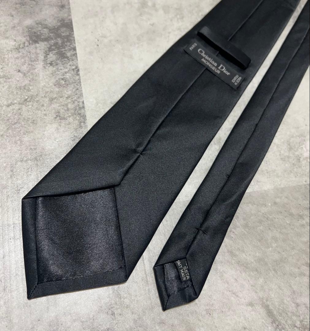 未使用級 Christian Dior ネクタイ ソリッド ブラック ツヤ光沢