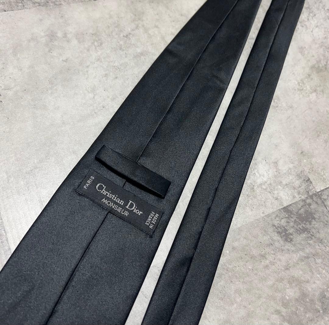 未使用級 Christian Dior ネクタイ ソリッド ブラック ツヤ光沢