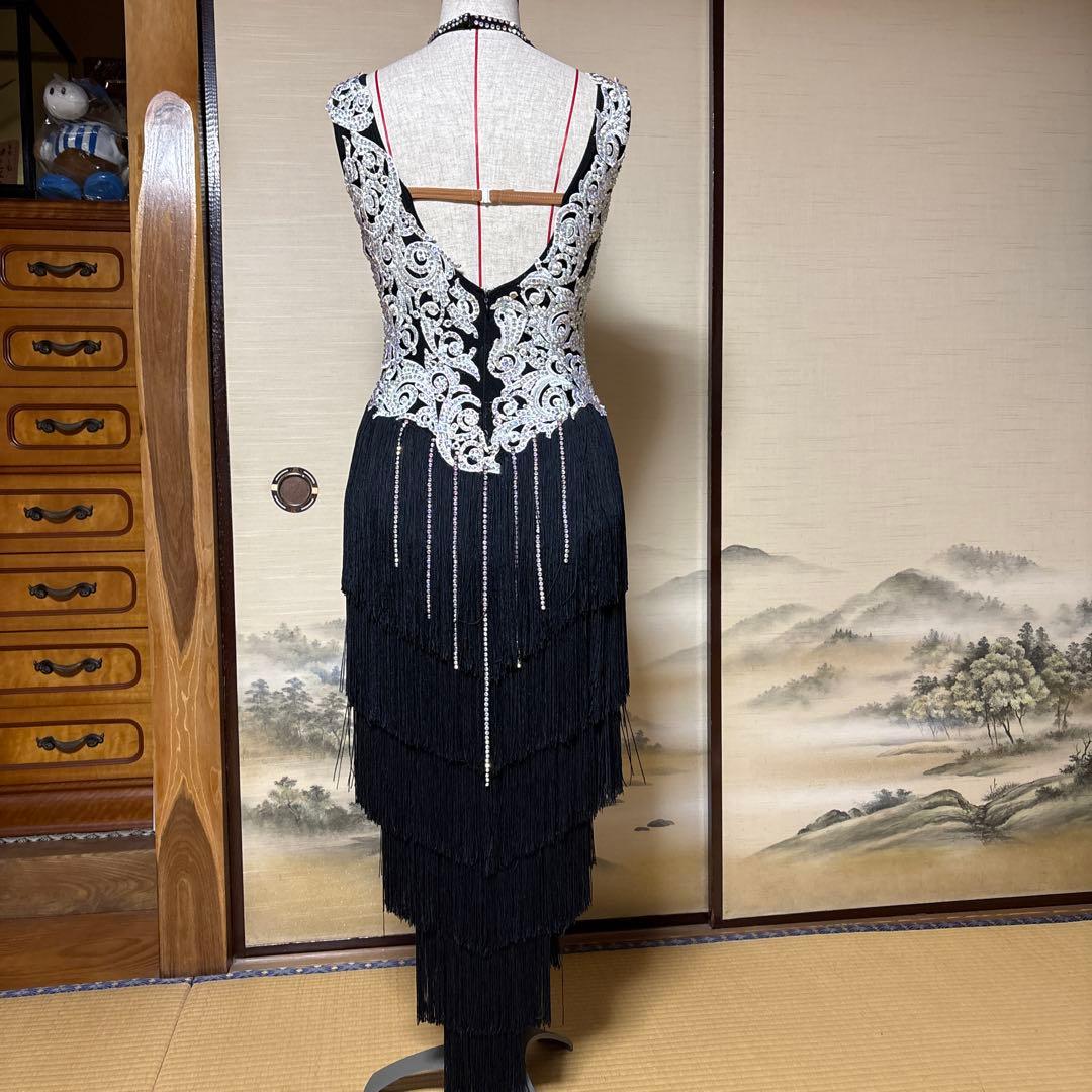 社交ダンス 美品　ラテンドレス フリンジ付き 黒M