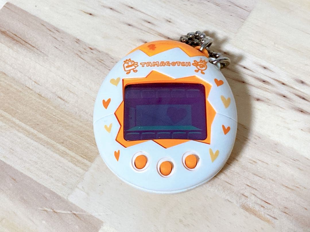 ジャンク品　　たまごっち4U ポケットピカチュー3つ　 たまごっち