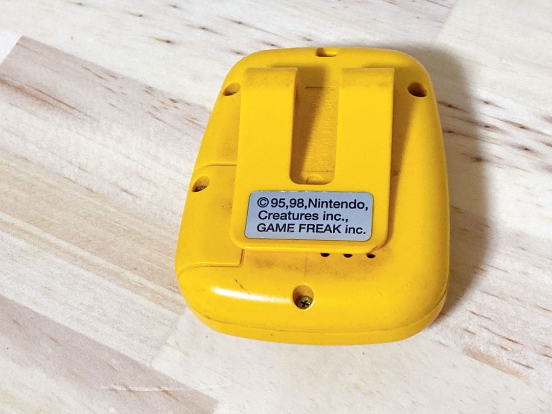 ジャンク品　　たまごっち4U ポケットピカチュー3つ　 たまごっち