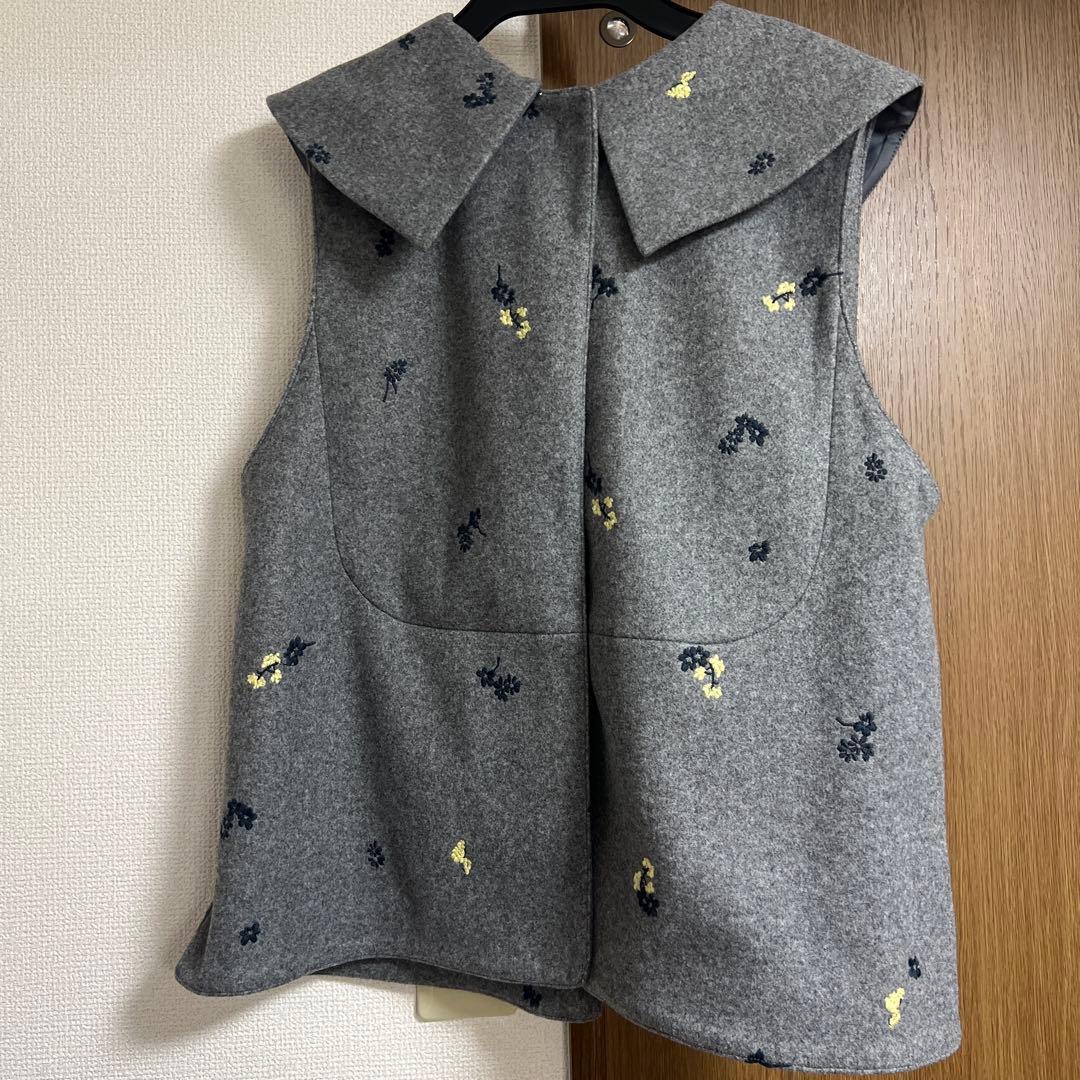 Donobanフローレットジレ グレー