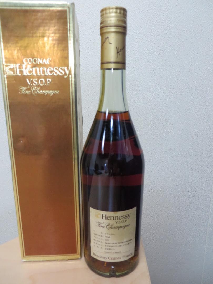 Hennessy V.S.O.P. コニャック 700ml
