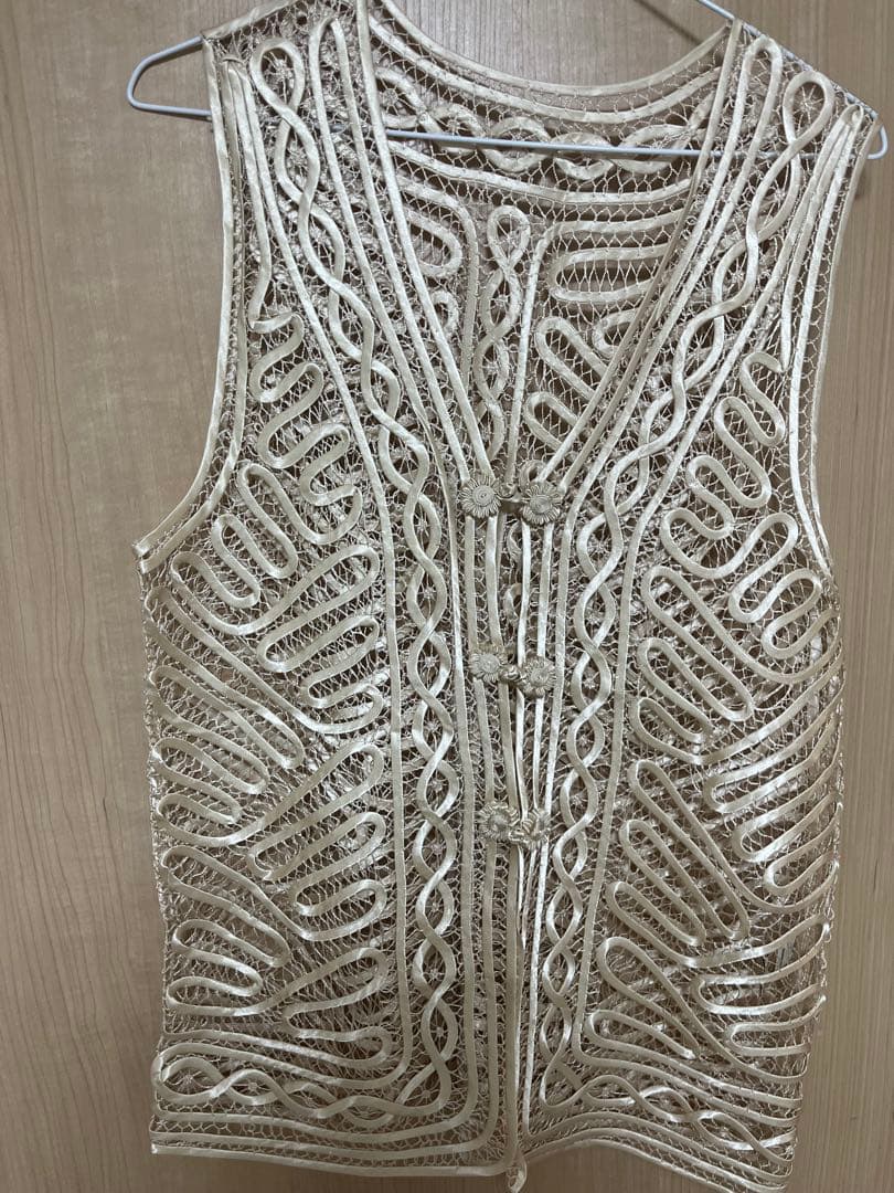 最終値下げtodayful Embroidery Middle Vest