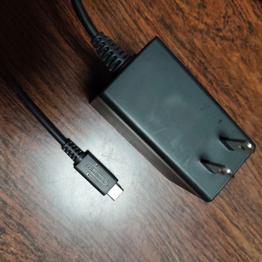 Nintendo Switch初代(純正アダプタ純正HDMIケーブル付き)