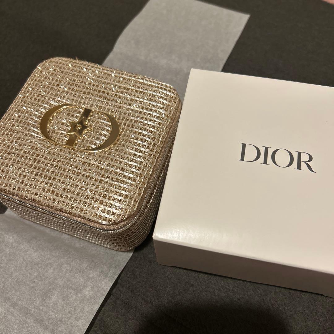 Dior ディオール　ジュエリーケース　ノベルティ　2025年　ホリデー限定