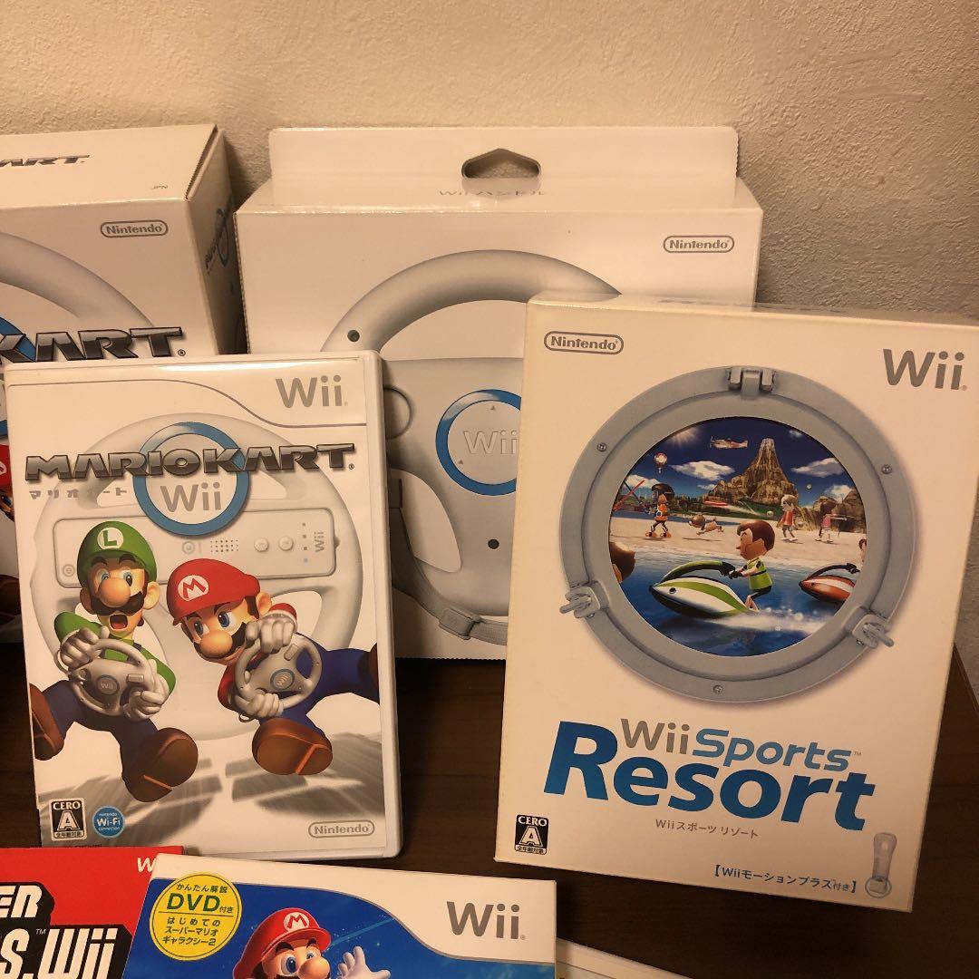Wii本体,付属品,カセット6本(どうぶつの森,マリオカート,マリオブラザーズ)
