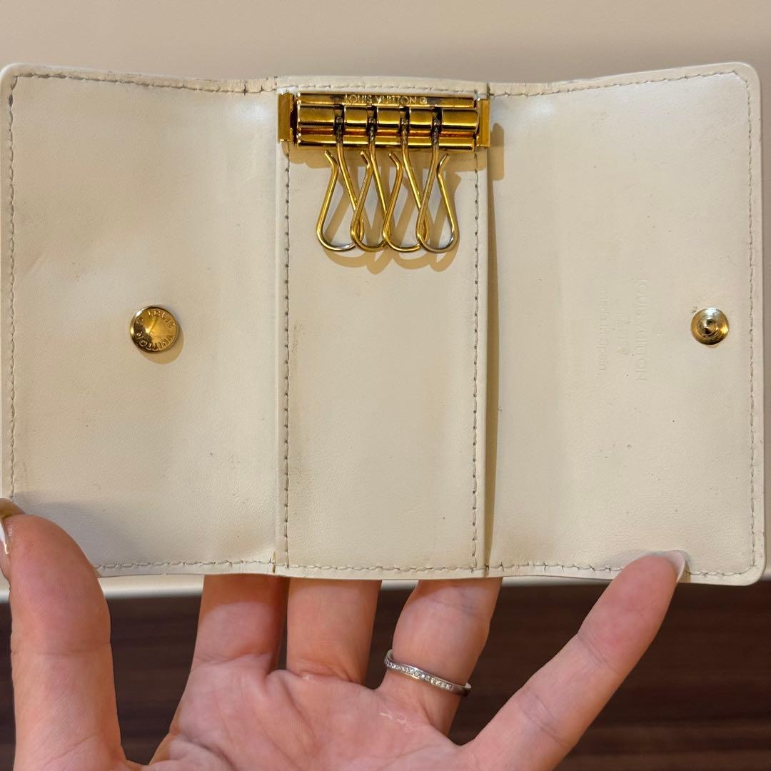 【箱付】 LOUIS VUITTON キーケースミュ ルティクレ4 ヴェルニ