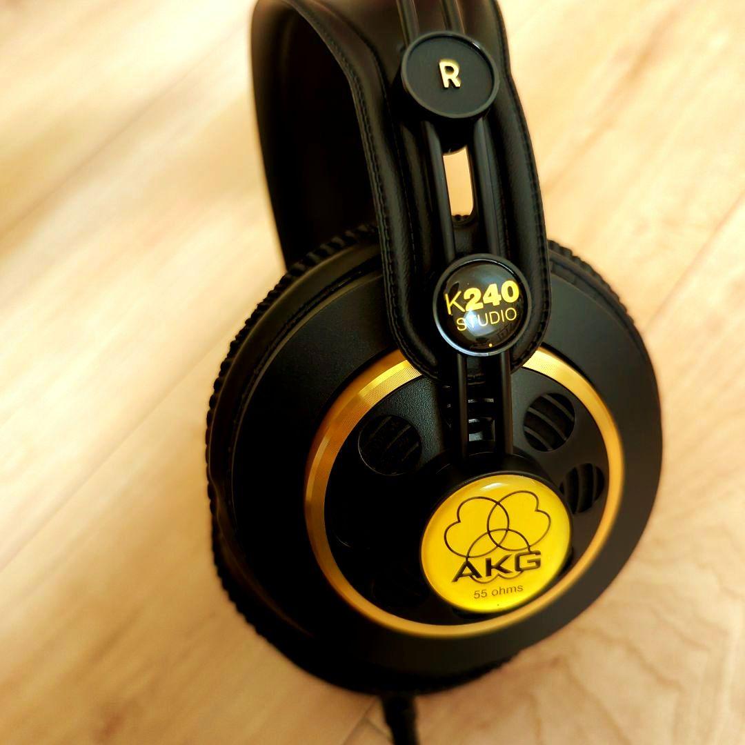 AKG K240 Studio セミオープンヘッドフォン ほぼ未使用