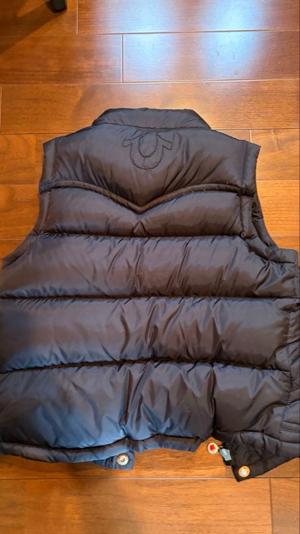 True religion ダウンベスト