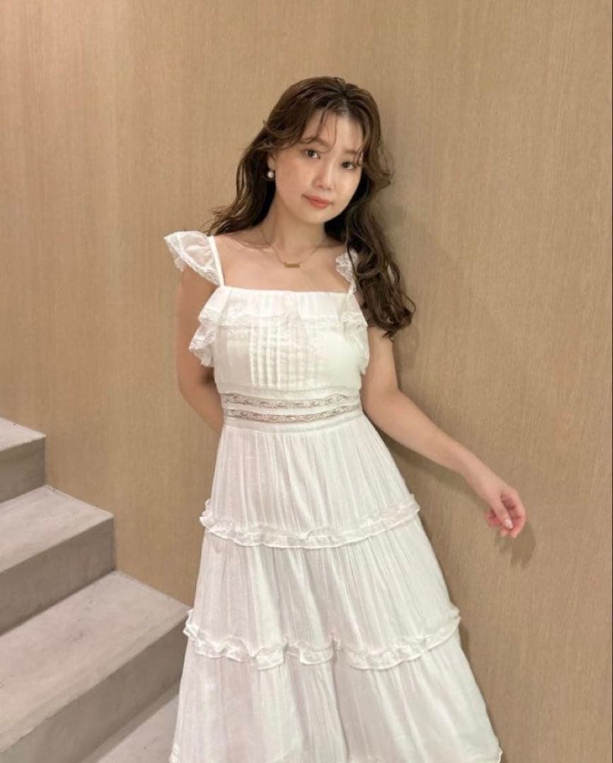 リリーブラウン LILY BROWN ティアードフリルキャミワンピース白1 新品