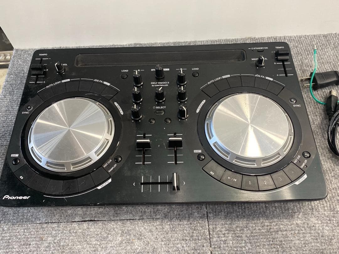 pioneer DDj-WEGO3 DJ コントローラー