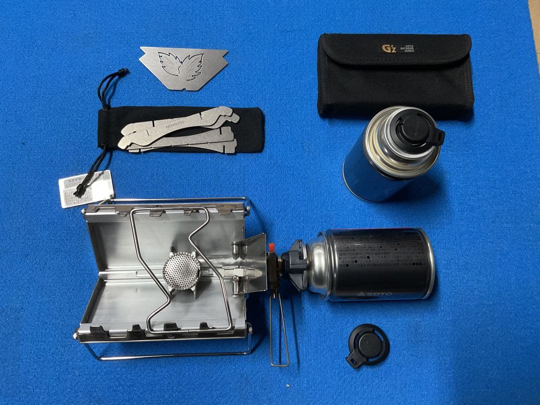 SOTO・GZストーブ動作良好美品&新品チタン防風板と五徳新品ST-711２本付