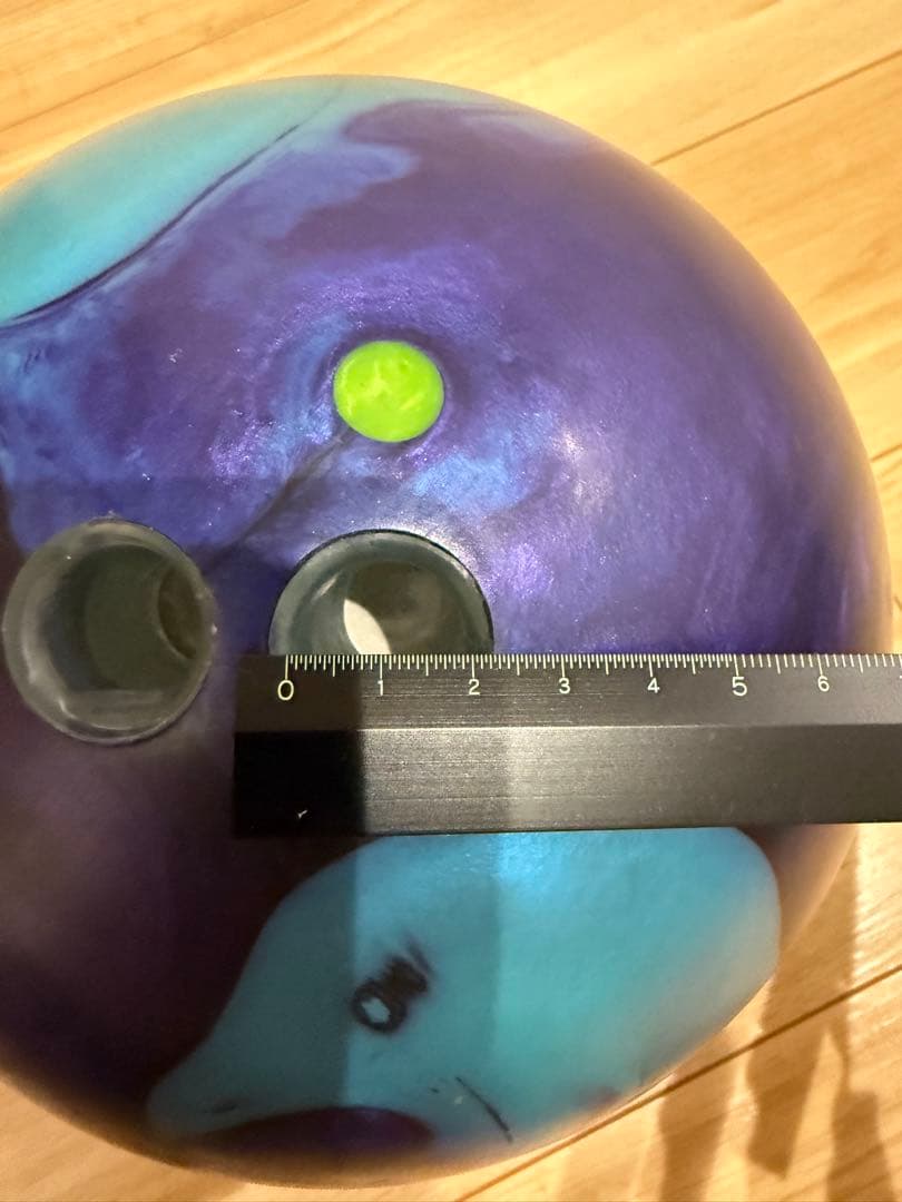MOTIV EYOKE 3つ穴14ポンド ラウンドワンボール3つ穴11ポンド