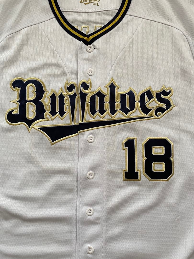 【極美品】Lサイズ　Buffaloes ユニフォーム YAMAMOTO 18