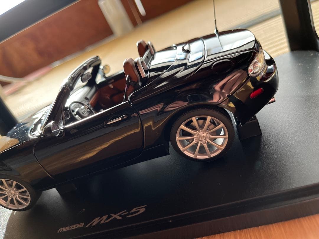 ゆーき AUTOart MAZDA MX-5 1/18