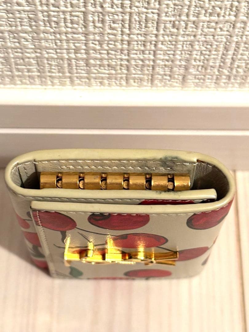 O*N様 サンローラン　キーケース　チェリー　さくらんぼ