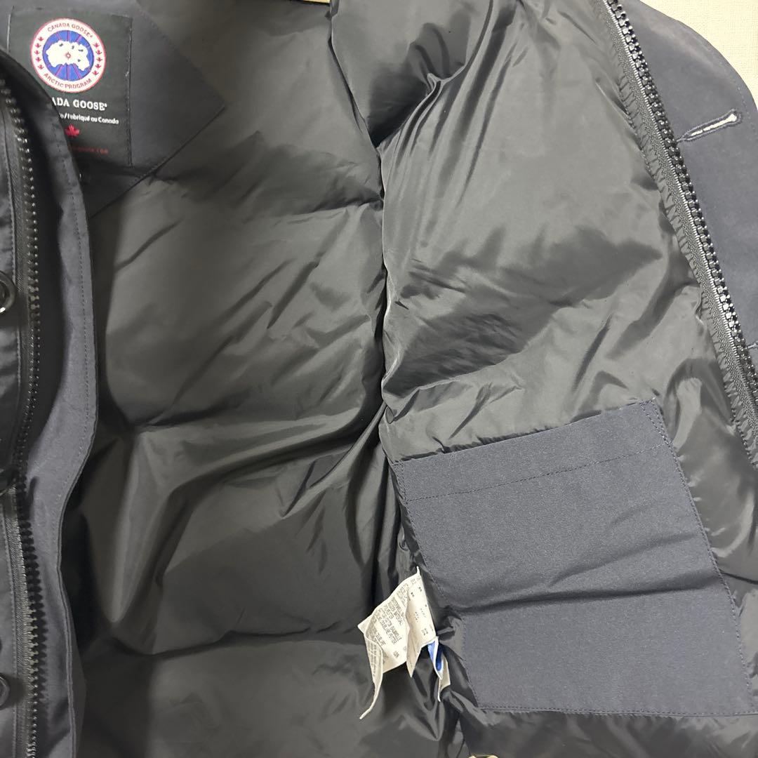   ARCTIC PROGRAM ダウンベストM ブラック