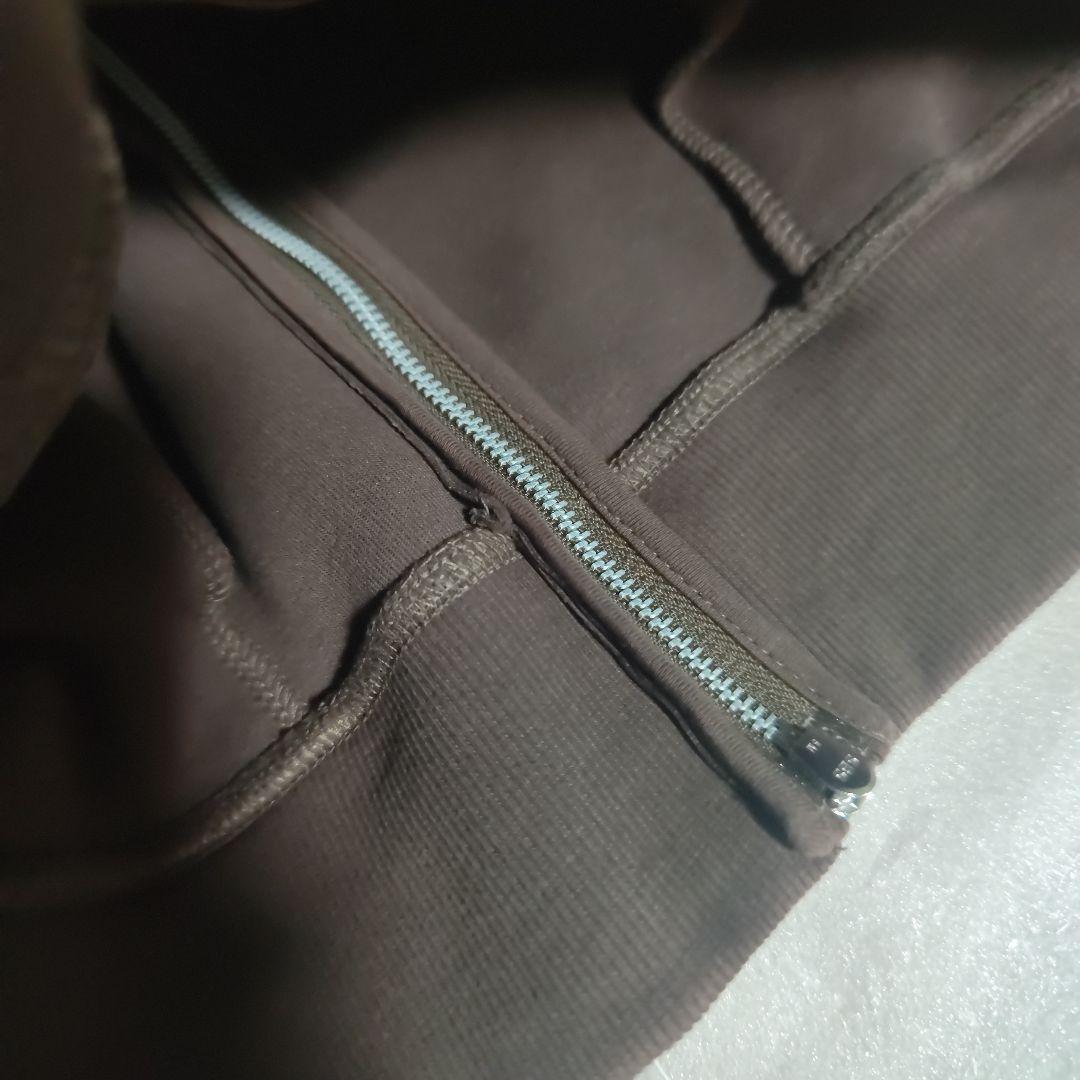新作エンボスBIG　ZIPパーカー　ブラウン　FREE　6930円　UNISEX