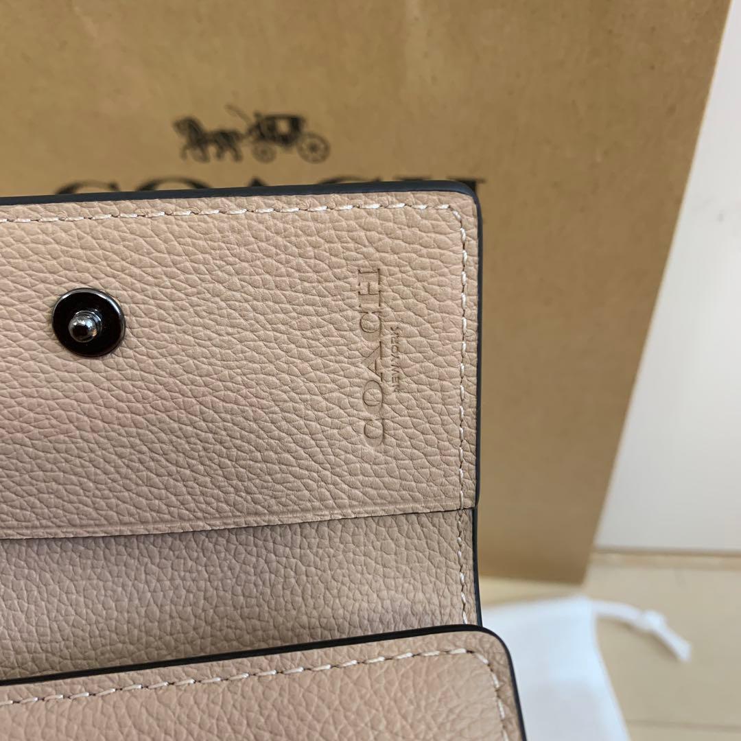 COACH ベージュ レザー キーケース (最終価格です❗️)