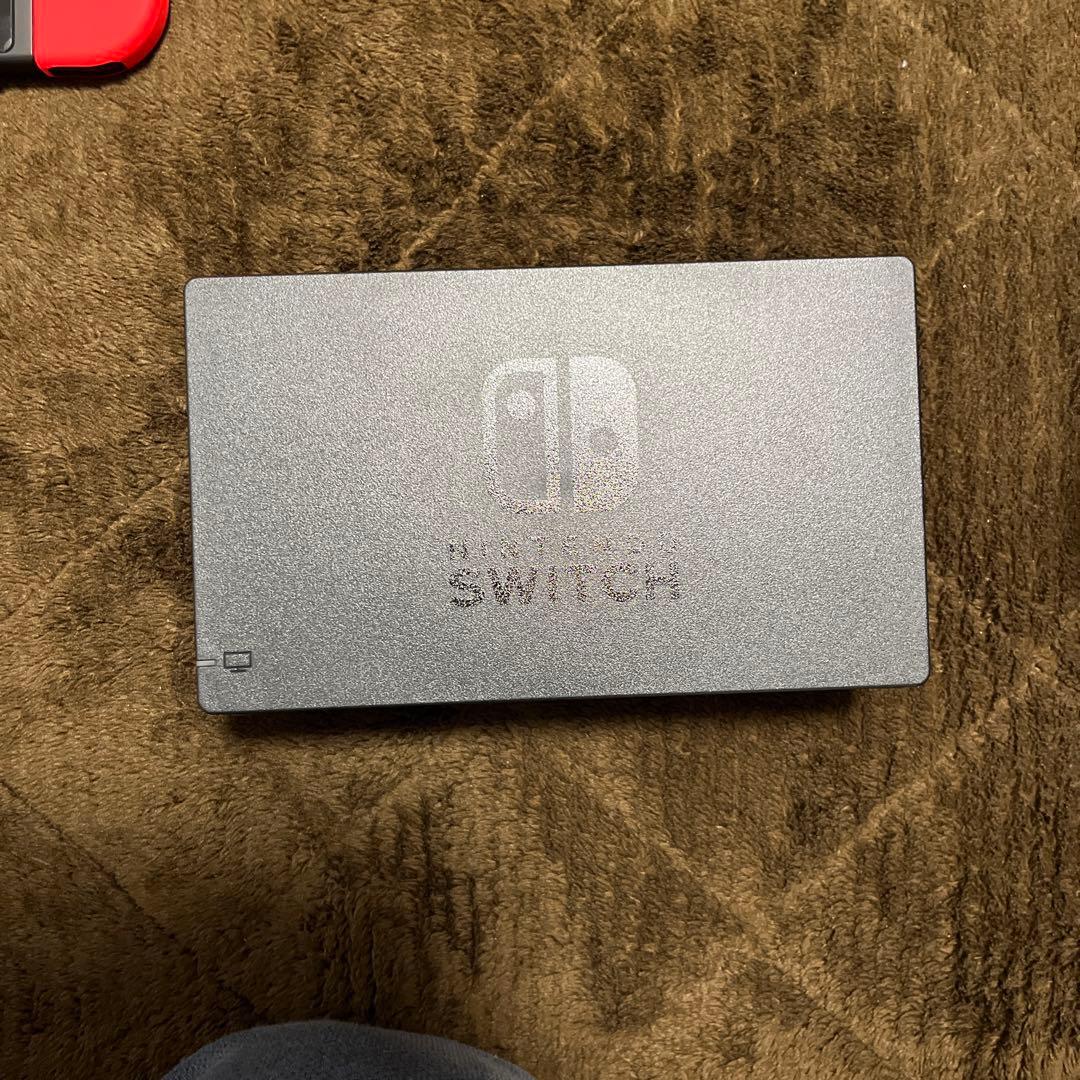 Nintendo Switch 本体　ケース、カード付