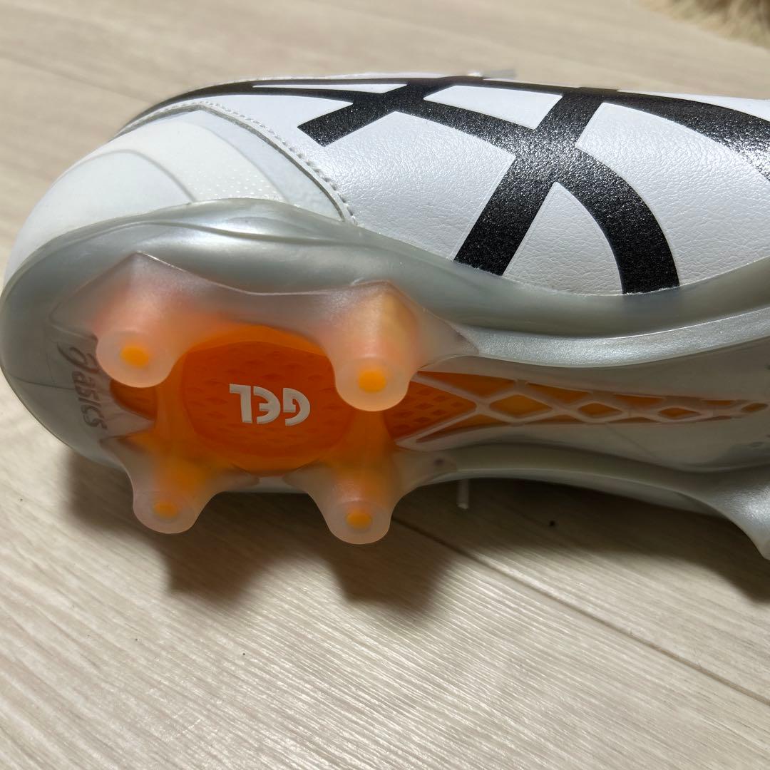 ASICS DS LIGHT サッカーシューズ ホワイト/ブラック