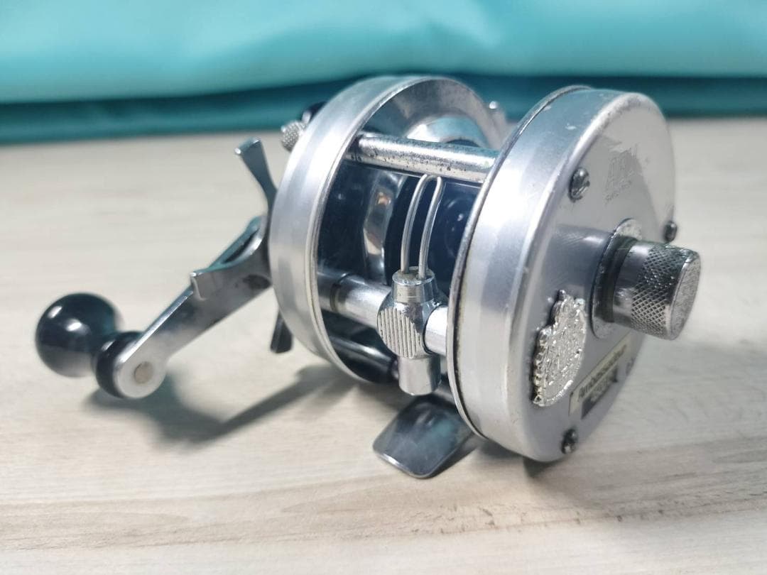 アブガルシア　アンバサダー4500c　ビンテージ　リール abu