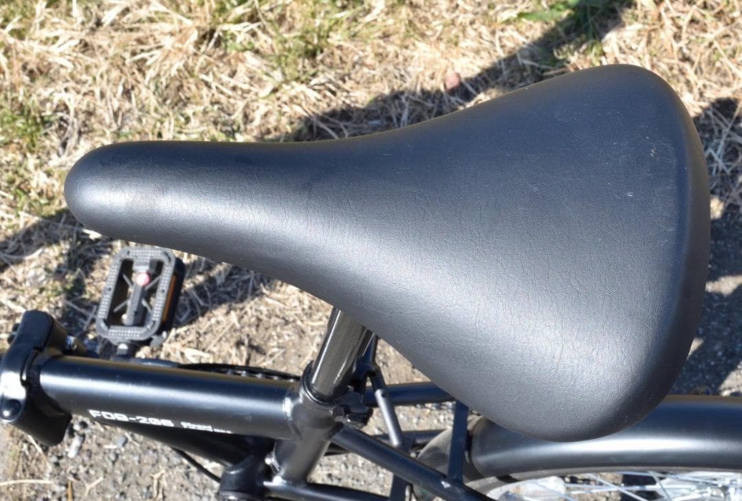 20インチの折りたたみ自転車 ブラック　引き取り限定（東京多摩地区）