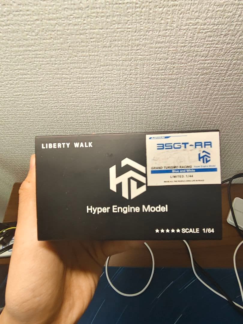 LBWK Nissan GT-R ミニカー 1/64