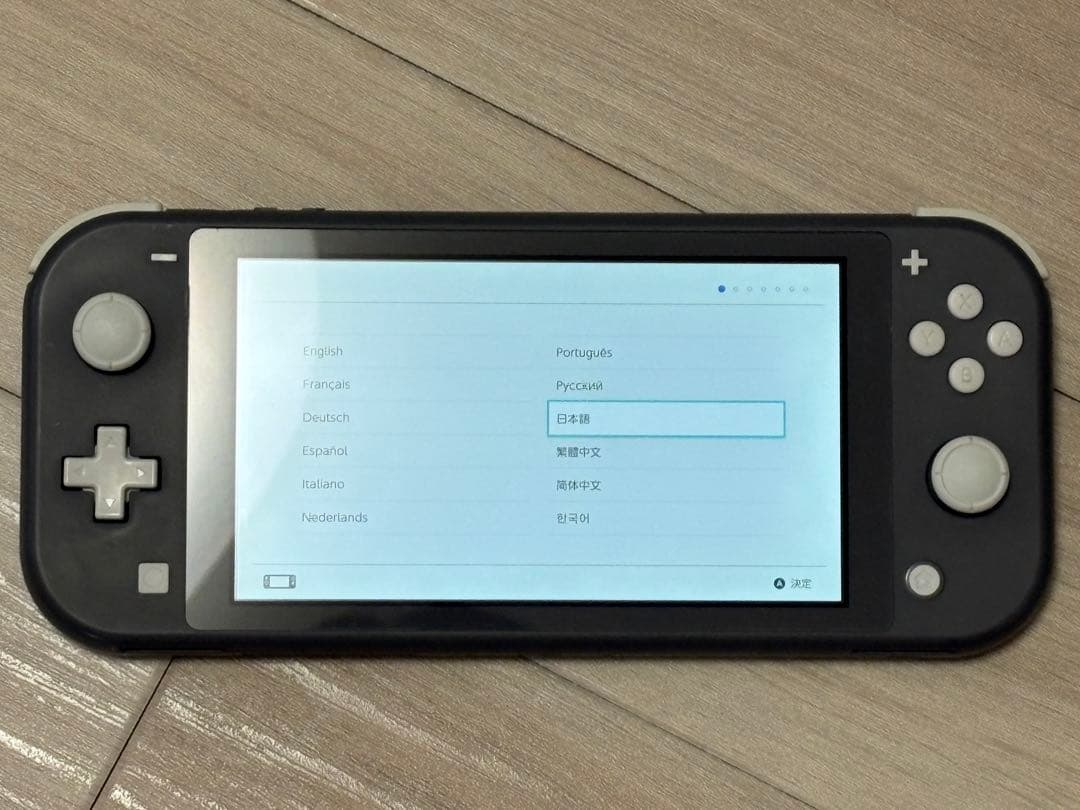 Switch ライト グレー (本体＋フィルム)