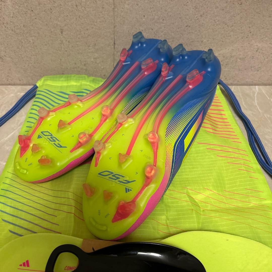 アディダスF50 Elite Laceless FG
