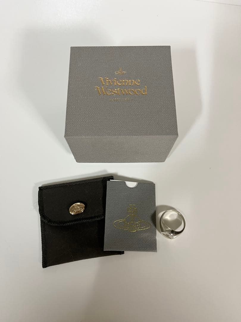 Vivienne Westwood スタンプリング