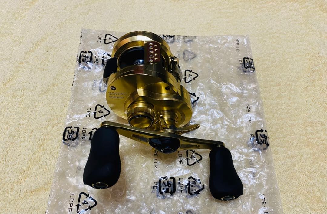 リール SHIMANO 22CALCUTTA CONQUEST 200XG